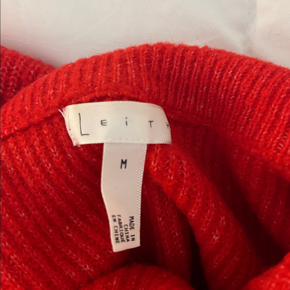 Cozy Ribbed Pullover - Picture 3 of 3